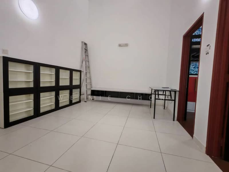 2-storey Terraced House for Sale in Taman Lagenda Putra (Kulai) - Weinie Chon - Living Room - PropertyGuru.com.my