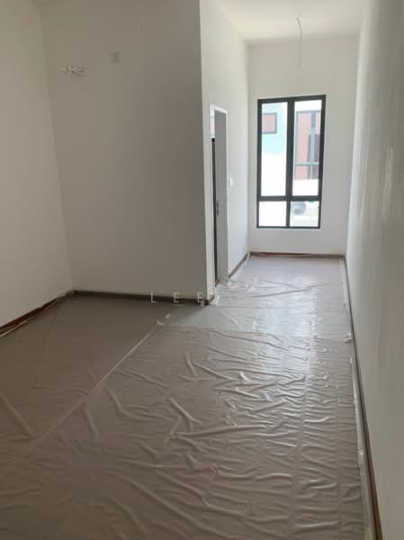 2-storey Terraced House for Sale in Bandar Sri Sendayan (Negeri Sembilan) - Lee . - Interior - PropertyGuru.com.my