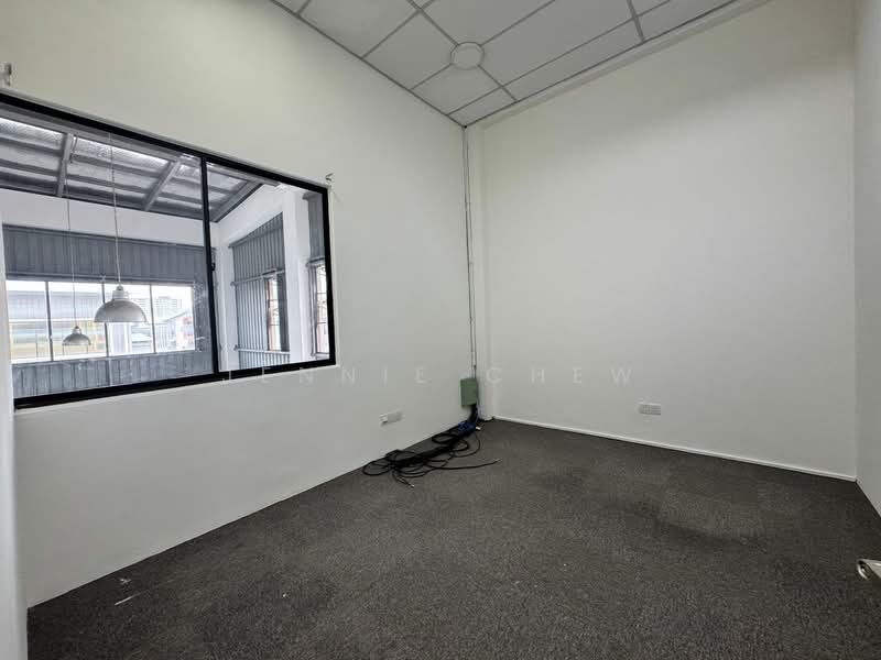Bukit Raja Industrial Park untuk Untuk Disewa - RM 14,000 /bulan, Mac 2026 - Interior - PropertyGuru.com.my