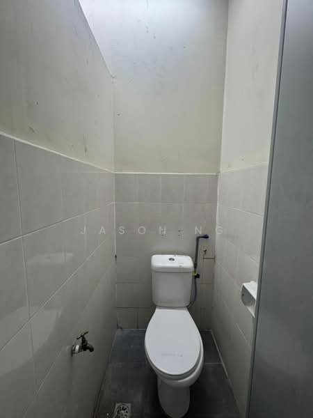 Factory for Rent in Kepong (Kuala Lumpur) - Jason Ng - Bathroom - PropertyGuru.com.my