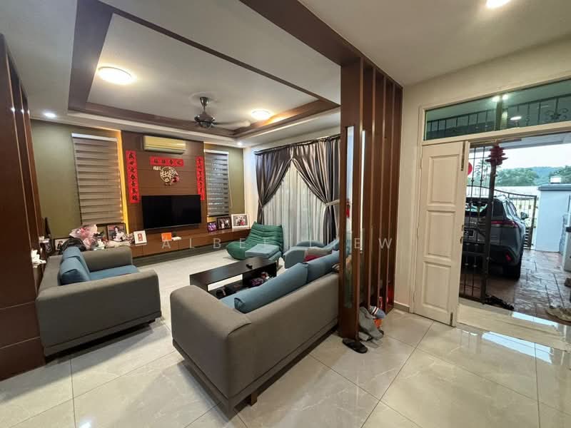 Semi-Detached House for Sale in Taman Mount Austin (Tebrau) - Albee Liew - Living Room - PropertyGuru.com.my