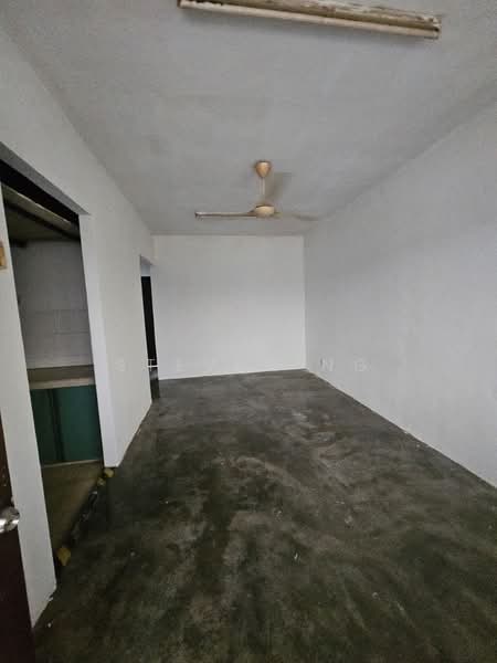 Flat for Sale at Pangsapuri Seroja - Steven Ng - Interior - PropertyGuru.com.my