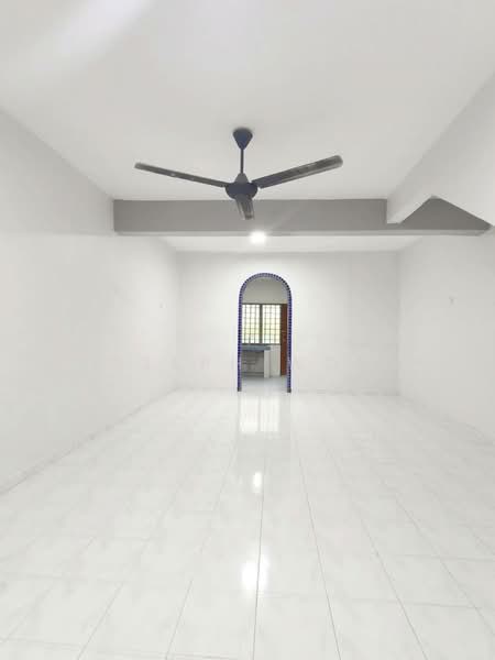 2-storey Terraced House for Sale in Kota Masai (Pasir Gudang) - Joseph Wong - Living Room - PropertyGuru.com.my