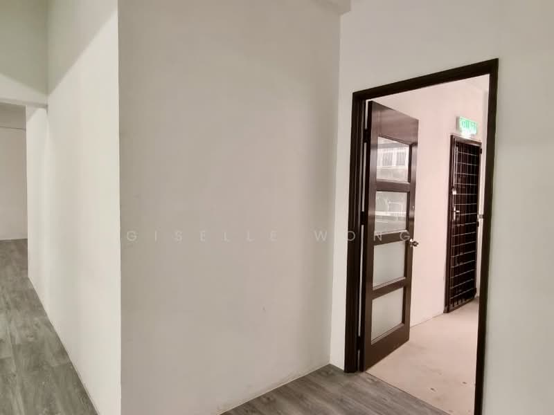 Shop / Office for Rent in Relau (Sungai Ara) - Giselle Wong - Corridor - PropertyGuru.com.my