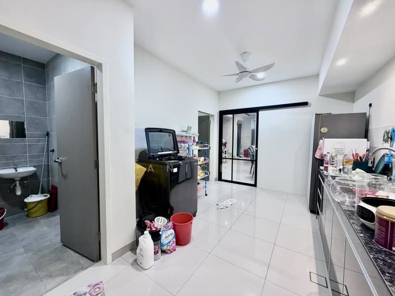 2-storey Terraced House for Sale in Johor Bahru (Johor) - Janice . - Kitchen - PropertyGuru.com.my