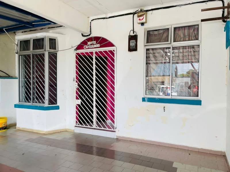 1-storey Terraced House for Sale in Batu Pahat (Johor) - Siva Stark - Exterior - PropertyGuru.com.my