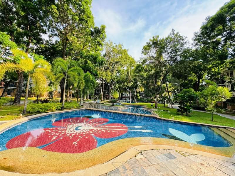 Condominium for Rent at Bungaraya Condominium - Farah Rasul - Pool - PropertyGuru.com.my