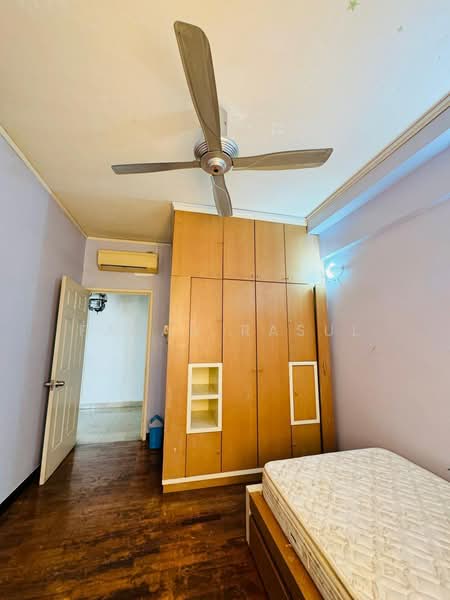 Condominium for Rent at Bungaraya Condominium - Farah Rasul - Bedroom - PropertyGuru.com.my