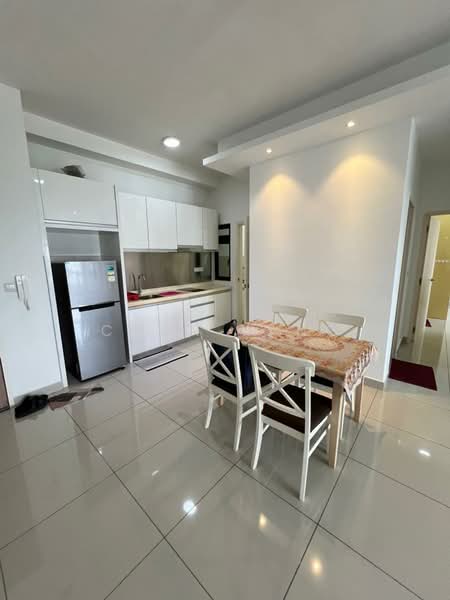 Meridin Suites Residences @ The Meridin untuk Untuk Disewa - RM 2,000 /bulan, Mac 2026 - Kitchen - PropertyGuru.com.my