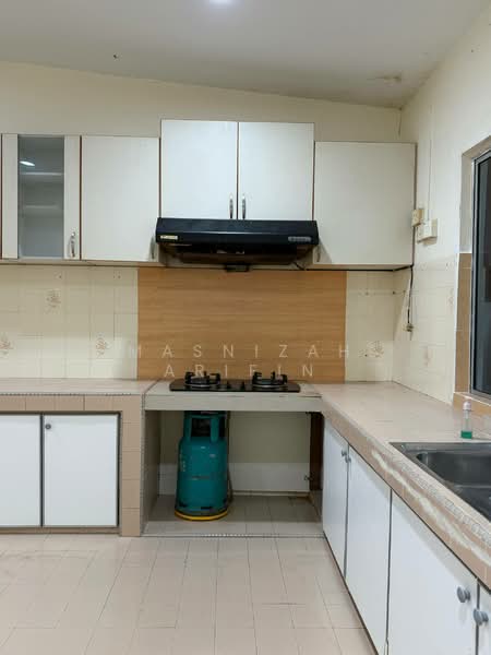 Taman Sri Gombak untuk Untuk Dijual - RM 495,000, Mac 2026 - Kitchen - PropertyGuru.com.my