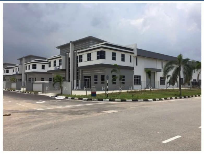 Cluster Factory for Sale in Ulu Tiram (Johor) - Kenneth Khor - Exterior - PropertyGuru.com.my
