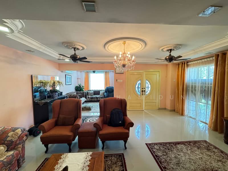 2-storey Terraced House for Sale in Taman Equine (Seri Kembangan) - Firdaus Hamidun - PropertyGuru.com.my