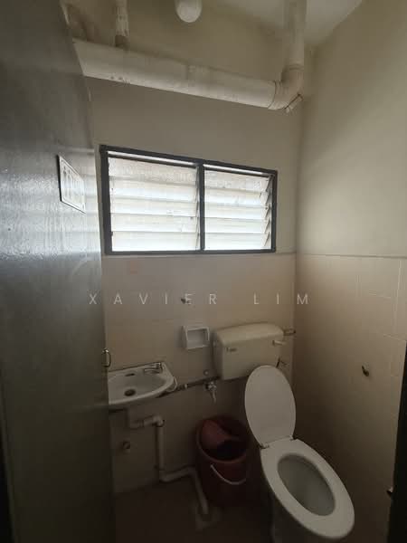 Putra Indah Putra Nilai untuk Untuk Disewa - RM 1,500 /bulan, Mac 2026 - Bathroom - PropertyGuru.com.my