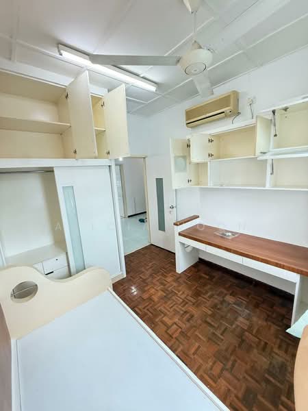 2-storey Terraced House for Rent in Taman Setia Indah (Tebrau) - Alicia Voon - Bedroom - PropertyGuru.com.my