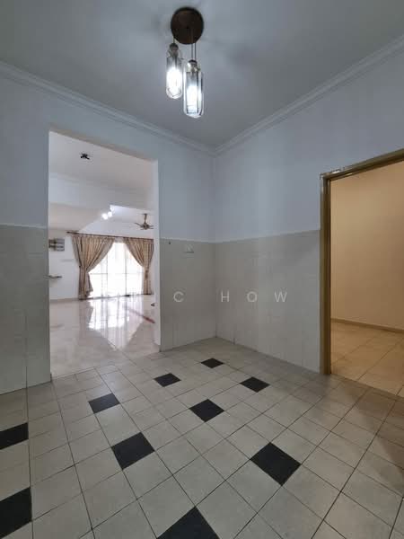 Taman Pinggiran USJ 1 untuk Untuk Dijual - RM 699,000, Mac 2026 - Interior - PropertyGuru.com.my