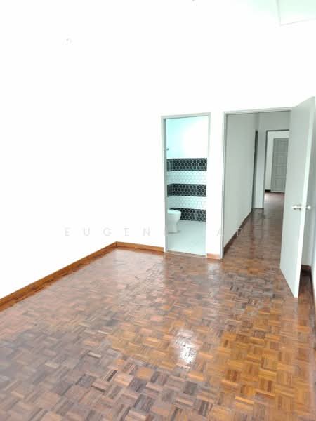 2-storey Terraced House for Sale in Taman Sri Reko (Kajang) - Eugene Yap - Corridor - PropertyGuru.com.my