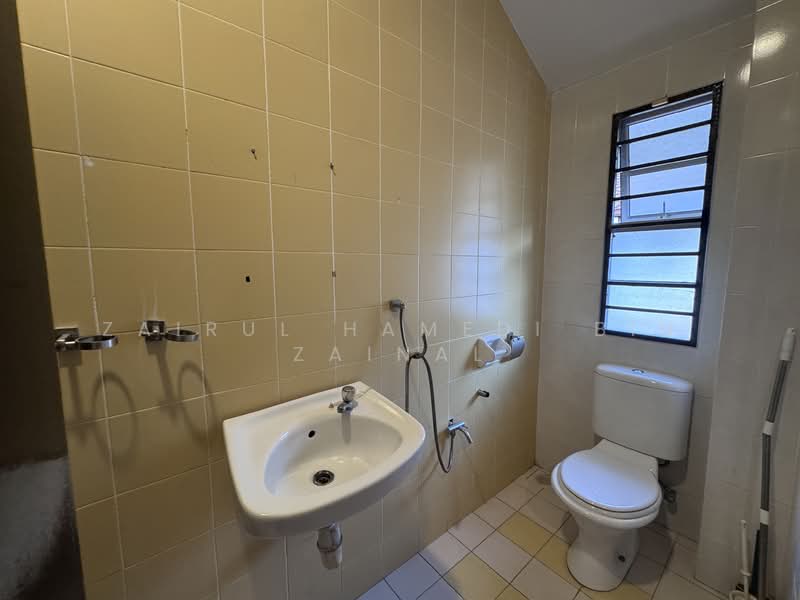 2-storey Terraced House for Sale in Denai Alam (Shah Alam) - Zairul Hamedi Bin Zainal - Bathroom - PropertyGuru.com.my