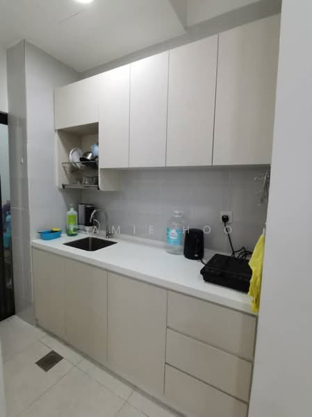 Service Residence for Sale at VIM 3 @ Desa Park North - Camie Hoo - Kitchen - PropertyGuru.com.my