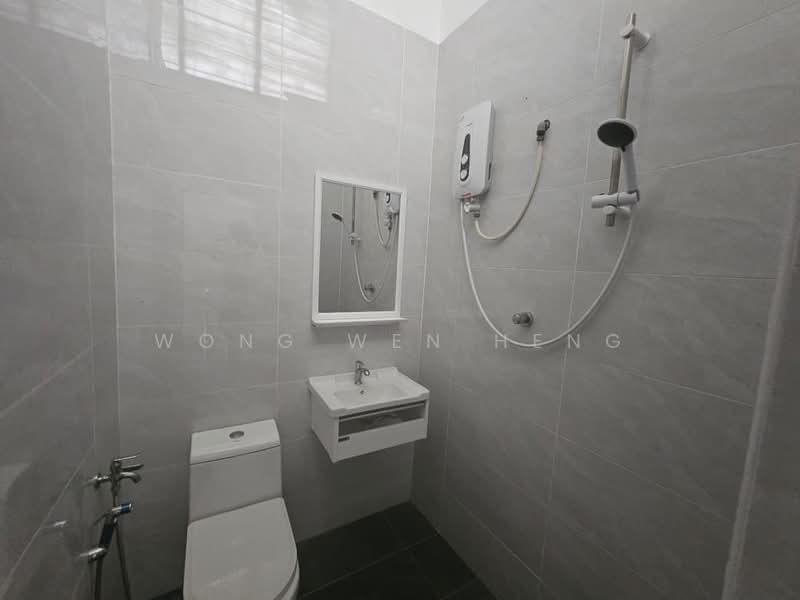 2-storey Terraced House for Rent in Taman Connaught (Cheras) - Wong Wen Heng - Bathroom - PropertyGuru.com.my