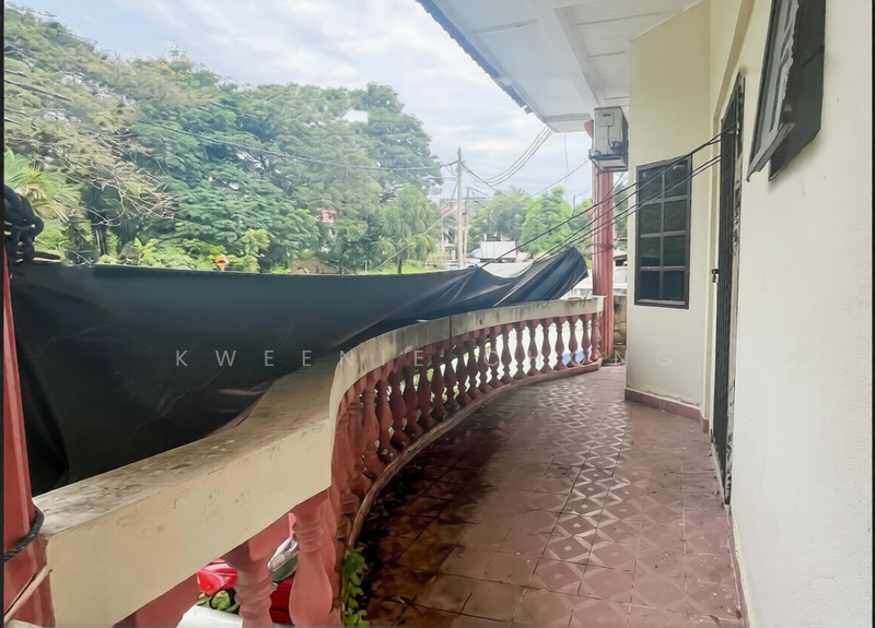 2-storey Terraced House for Sale in Taman Desa Cheras (Cheras) - Kweenie Chong - Balcony - PropertyGuru.com.my