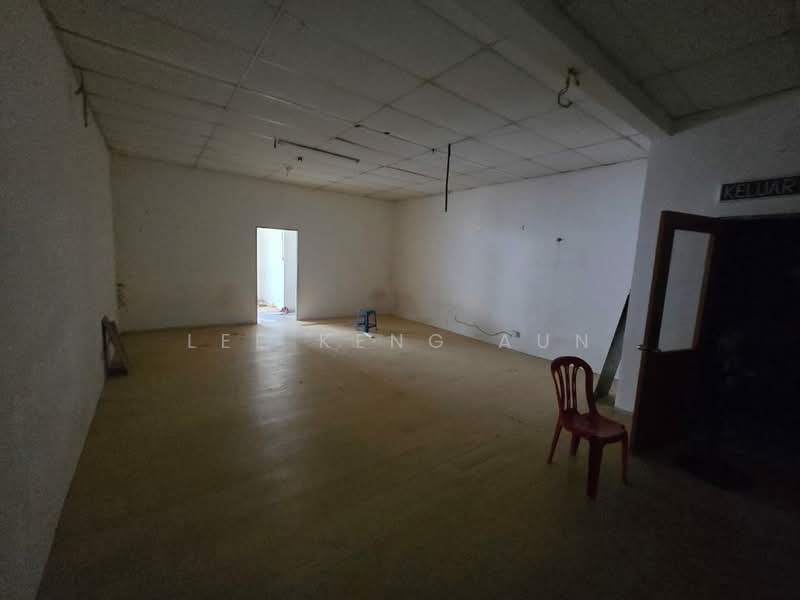 Shop for Rent in Bandar Puncak Alam (Puncak Alam) - Lee Keng Aun - Interior - PropertyGuru.com.my