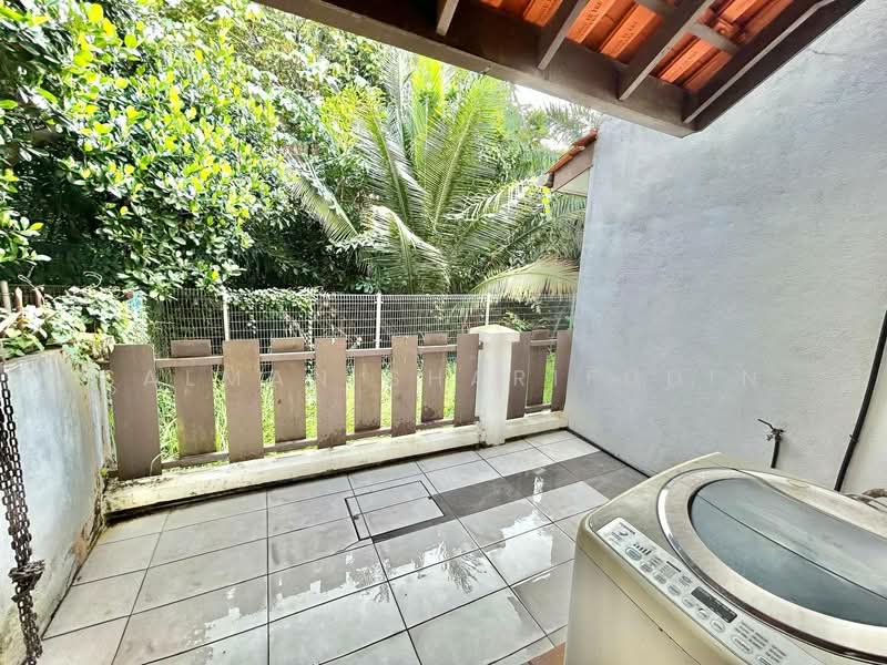 Semi-Detached House for Sale in Shah Alam (Selangor) - Salman Sharifudin - Balcony - PropertyGuru.com.my