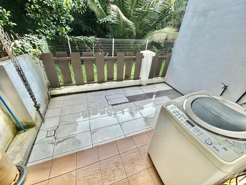 Semi-Detached House for Sale in Shah Alam (Selangor) - Salman Sharifudin - Exterior - PropertyGuru.com.my