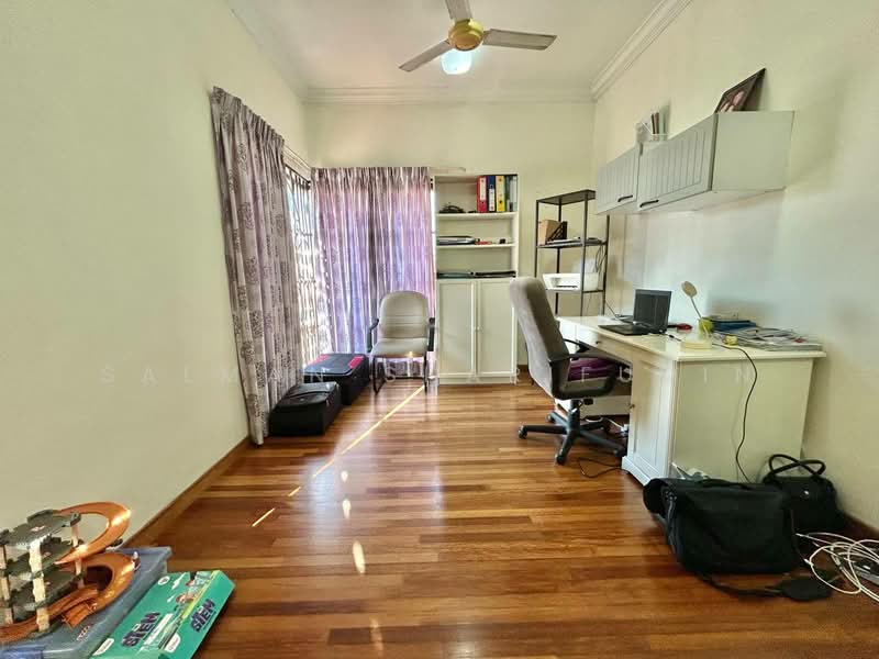 Semi-Detached House for Sale in Shah Alam (Selangor) - Salman Sharifudin - Study - PropertyGuru.com.my