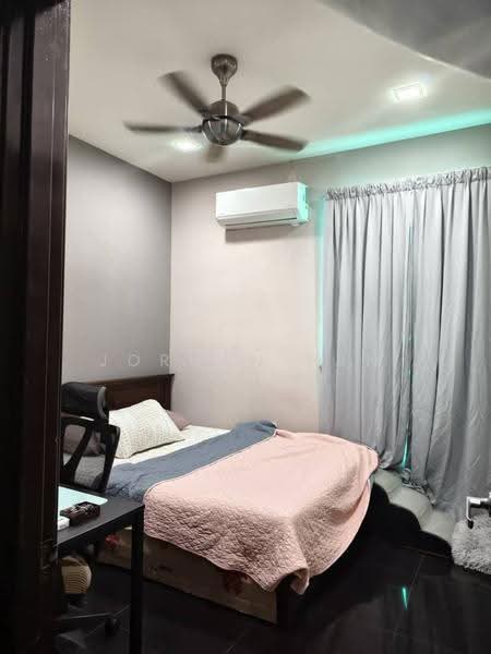Pangsapuri untuk Dijual di 162 Residency - Jordan Tan - Bedroom - PropertyGuru.com.my