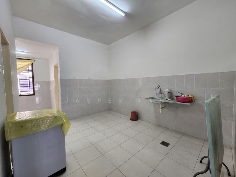 2 Storey Terrace House The Garden Residency, Bandar Seri Alam, Johor untuk Untuk Dijual - RM 780,000, Feb 2026 - Kitchen - PropertyGuru.com.my