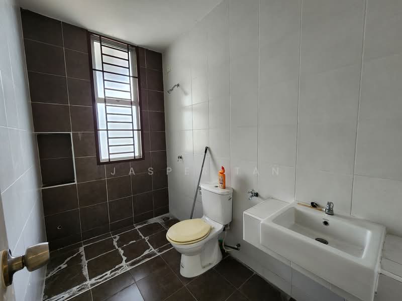 2 Storey Terrace House The Garden Residency, Bandar Seri Alam, Johor untuk Untuk Dijual - RM 780,000, Feb 2026 - Bathroom - PropertyGuru.com.my