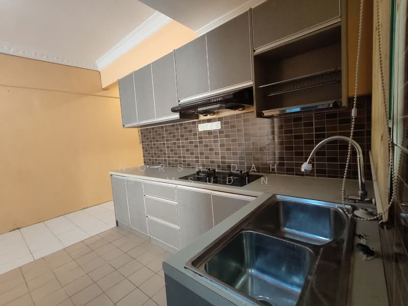 Prima Bayu Apartment untuk Untuk Disewa - RM 1,300 /bulan, Mac 2026 - Kitchen - PropertyGuru.com.my