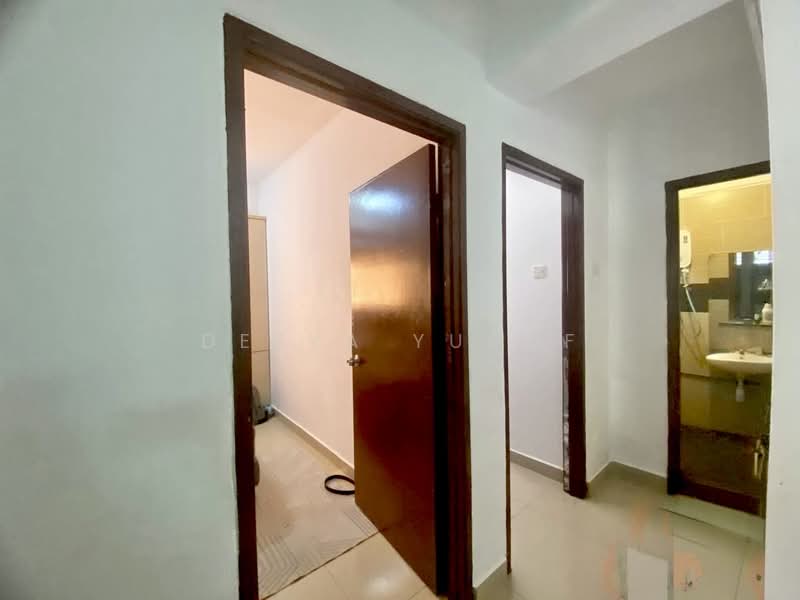 Condominium for Sale at Bayu Tasik 1 - Deeya Yusof - Corridor - PropertyGuru.com.my