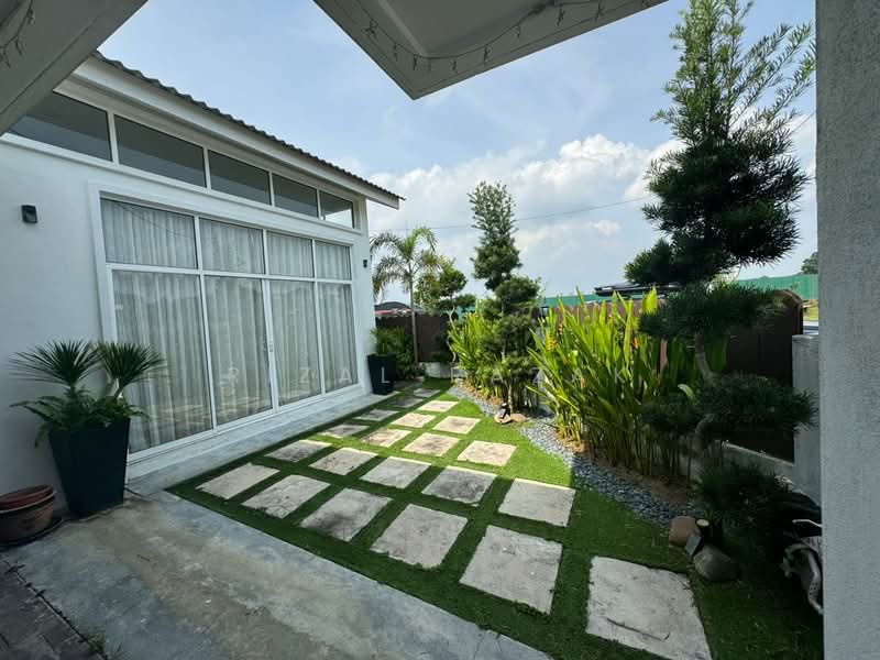 Bandar Saujana Utama untuk Untuk Dijual - RM 980,000, Mac 2026 - Exterior - PropertyGuru.com.my