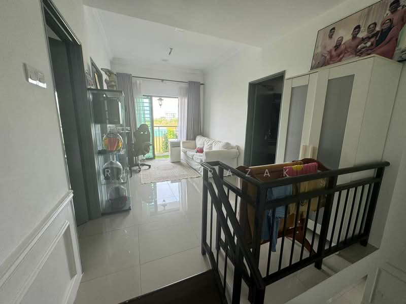 Bandar Saujana Utama untuk Untuk Dijual - RM 980,000, Mac 2026 - Living Room - PropertyGuru.com.my