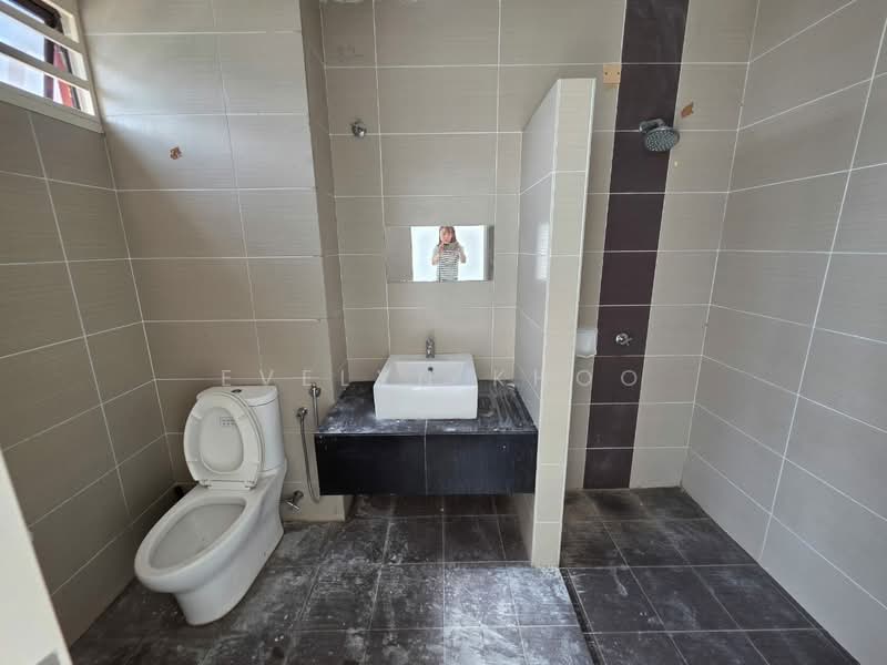 M-Residence untuk Untuk Disewa - RM 1,500 /bulan, Feb 2026 - Bathroom - PropertyGuru.com.my