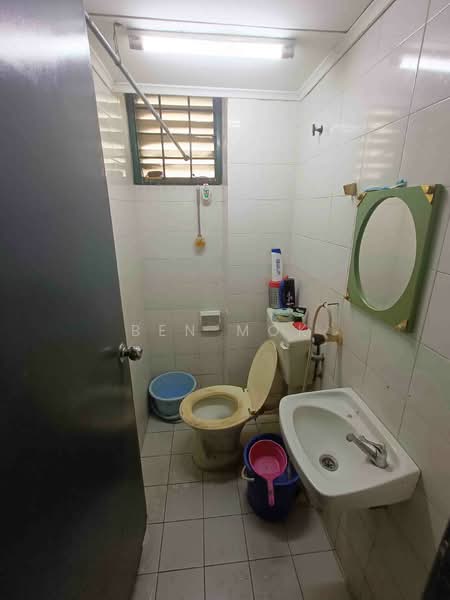 Apartment for Sale at SD Apartments - Ben Mok - Bathroom - PropertyGuru.com.my