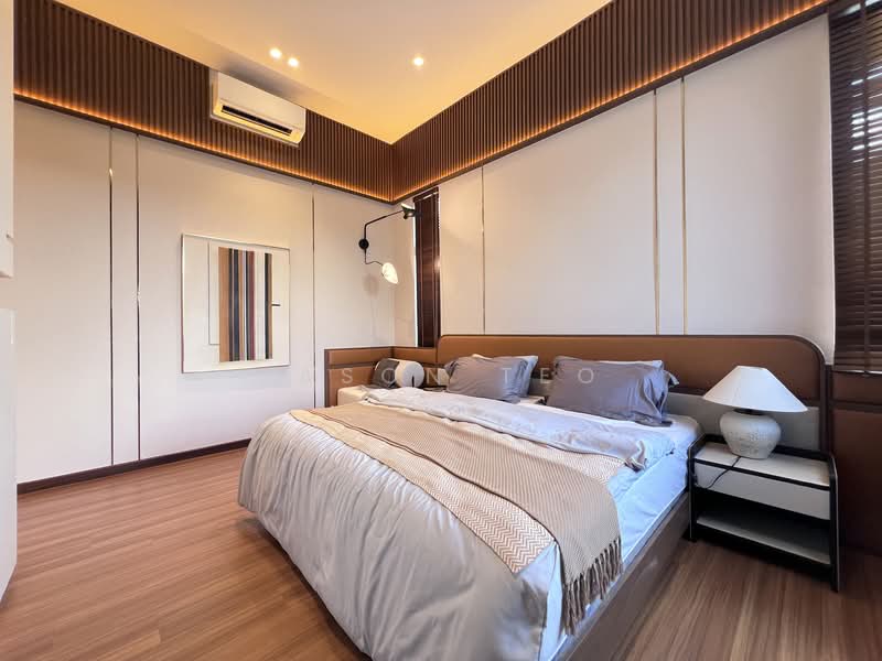 Cluster House for Sale in Bandar Baru Permas Jaya (Permas Jaya) - Jason Teo - Master Bedroom - PropertyGuru.com.my