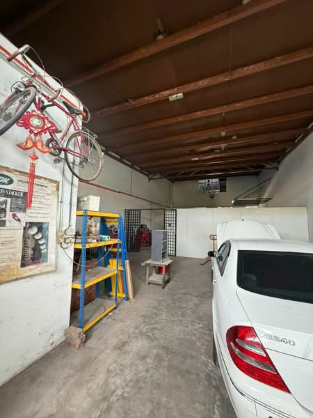 Terrace Factory for Sale in Senai (Johor) - Joy Min - Interior - PropertyGuru.com.my