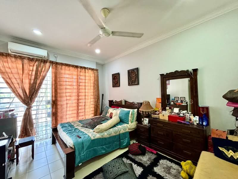 2-storey Terraced House for Sale in Nilai Impian (Nilai) - Nazerene Kurung - Bedroom - PropertyGuru.com.my