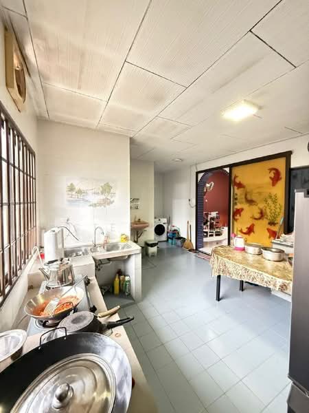 Taman Dato Syed Mohamad Idrus untuk Untuk Dijual - RM 428,000, Feb 2026 - Kitchen - PropertyGuru.com.my