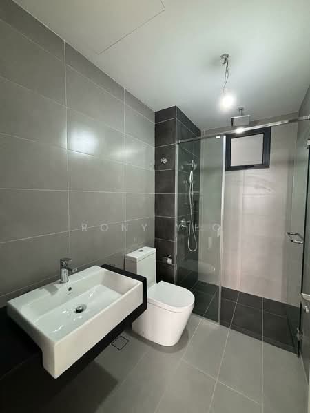 Service Residence for Sale at Sunway Belfield - Rony Yeo - Bathroom - PropertyGuru.com.my