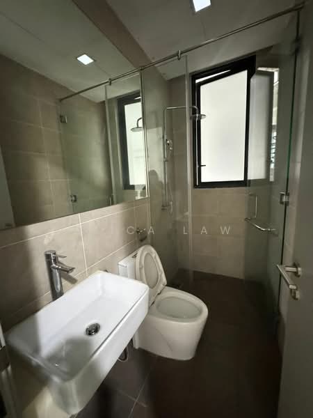 Service Residence for Rent at KL Gateway Premium Residences - Erica Law - Bathroom - PropertyGuru.com.my