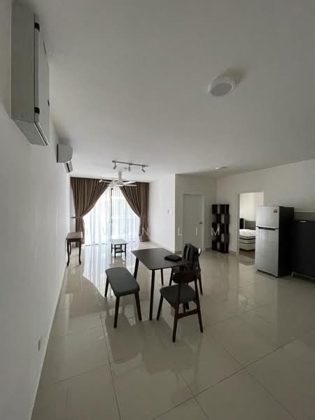 Kediaman Servis untuk Dijual di AraTre' Residences - Ivan Lim - Living Room - PropertyGuru.com.my