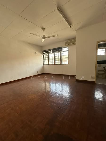 2-storey Terraced House for Rent in Petaling Jaya (Selangor) - Victor Liew - Living Room - PropertyGuru.com.my