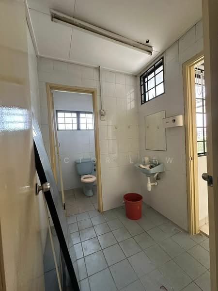 2-storey Terraced House for Rent in Petaling Jaya (Selangor) - Victor Liew - Bathroom - PropertyGuru.com.my