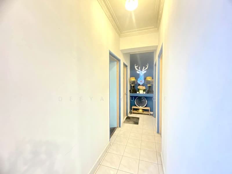 Condominium for Sale at Bayu Tasik 1 - Deeya Yusof - Corridor - PropertyGuru.com.my