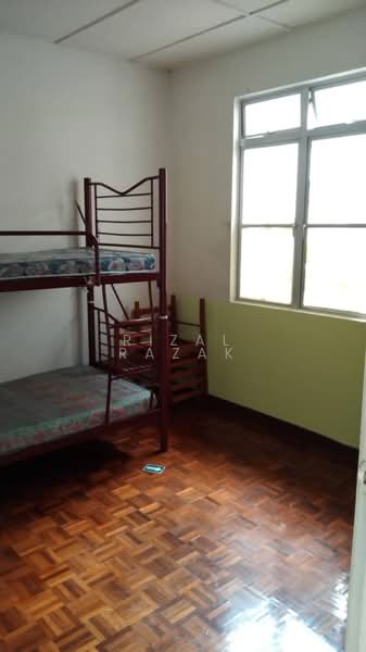 Apartment for Sale at Semarak Apartment - Rizal Razak - PropertyGuru.com.my