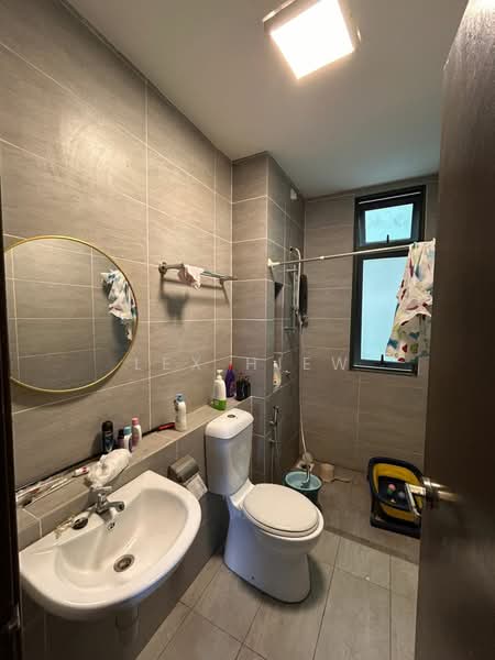 Service Residence for Sale at 8Scape Residence @ Sutera - Lex Hiew - PropertyGuru.com.my