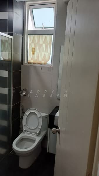 Apartment for Rent at Central Residence @ Sungai Besi - Harry H. Hassan - Bathroom - PropertyGuru.com.my